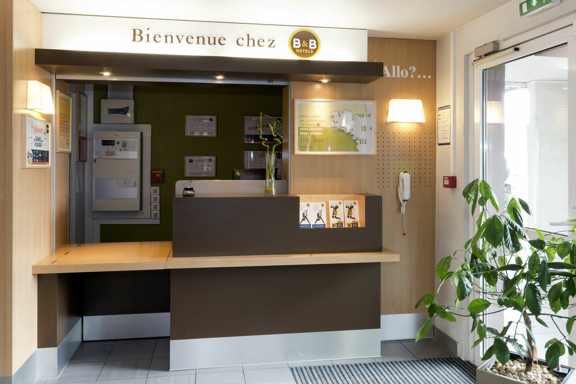 B&B Hotel Saint-Malo Centre Zewnętrze zdjęcie